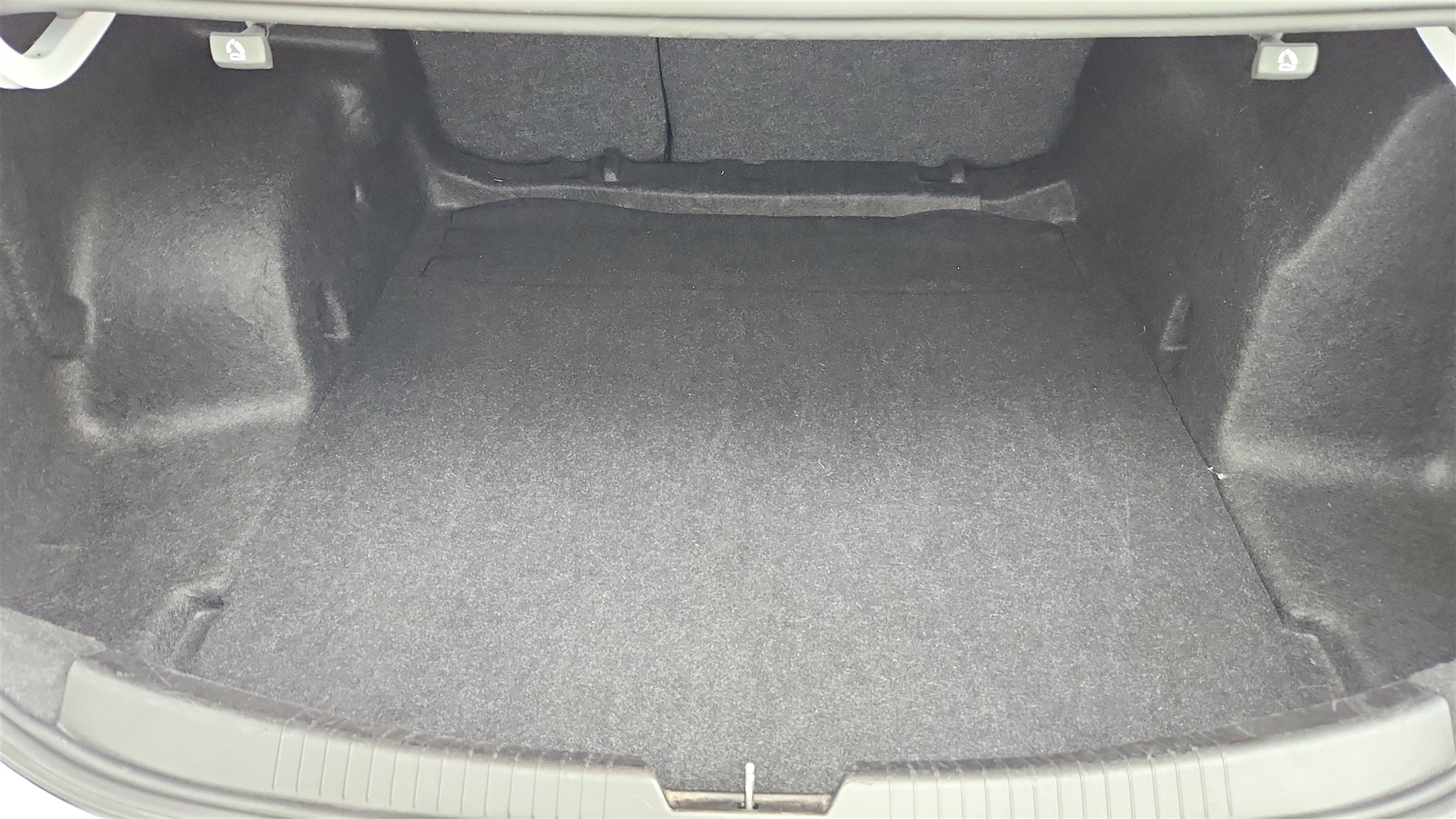 2024 Chevrolet Malibu LT Image 14 of 37