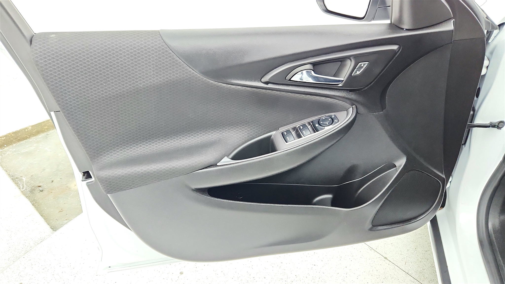 2024 Chevrolet Malibu LT Image 26 of 37