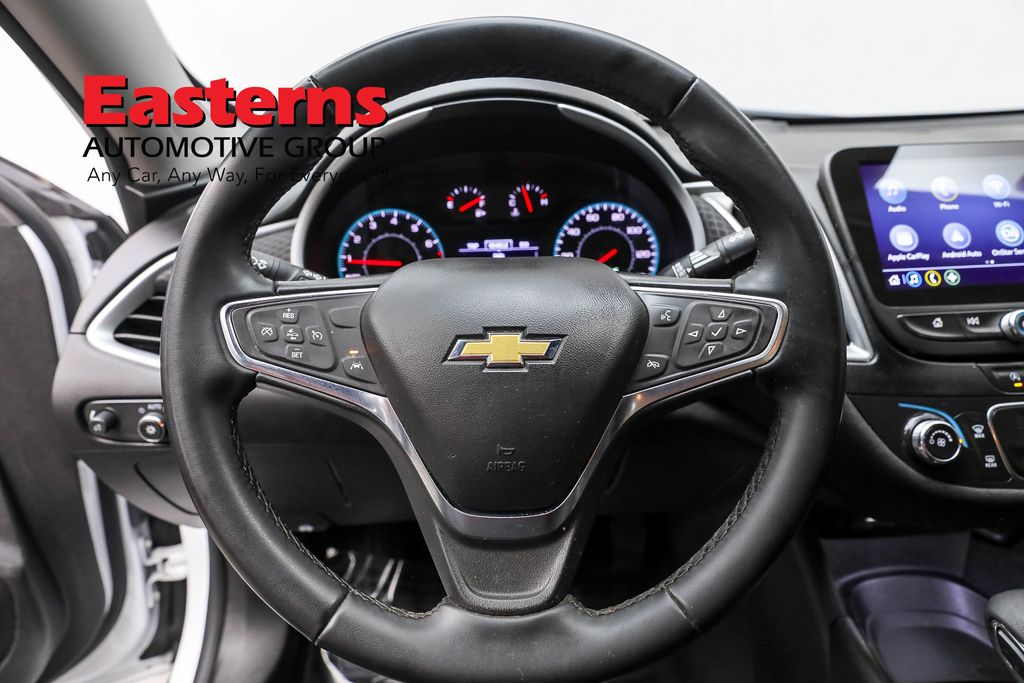 Vehicle image 59 of 61