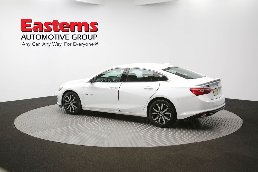 Vehicle image 33 of 61