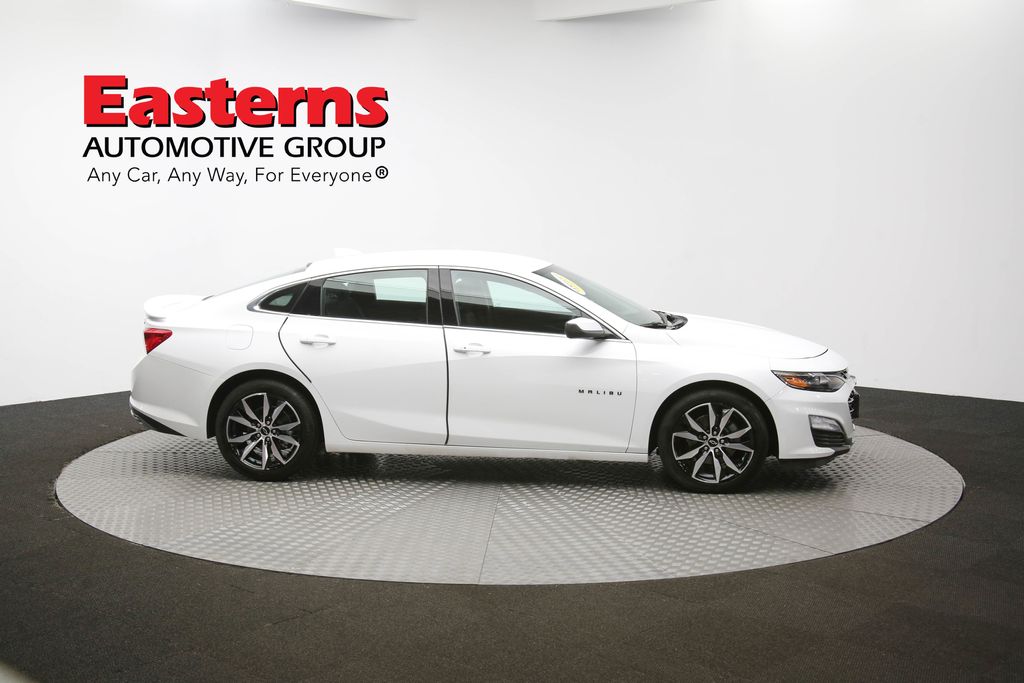 Vehicle image 18 of 61