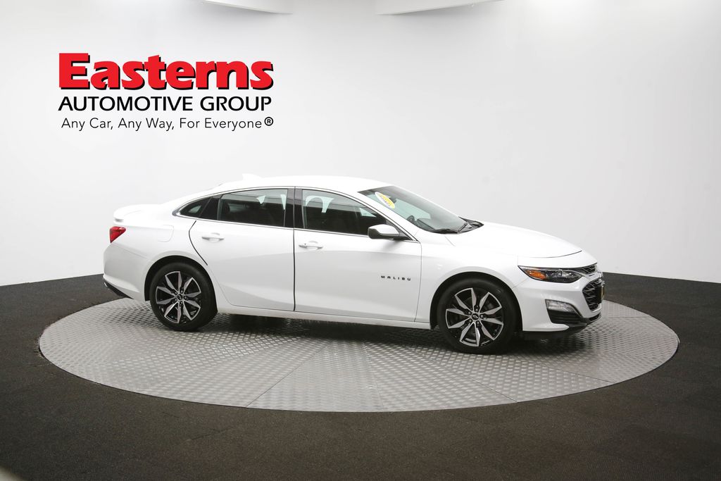 Vehicle image 11 of 61
