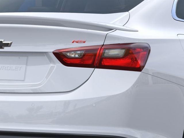 Vehicle image 23 of 32