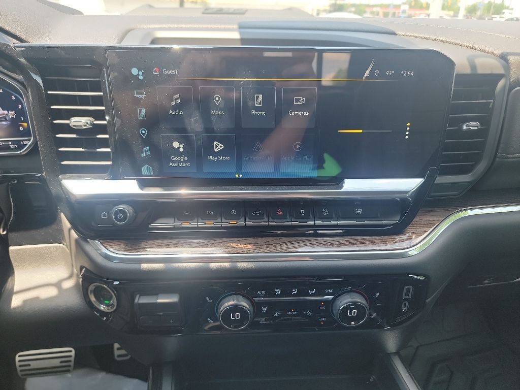 Vehicle image 19 of 31