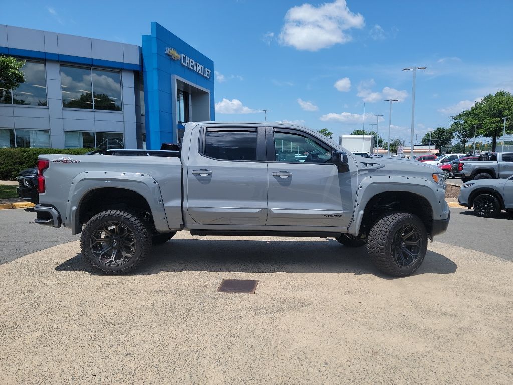 Vehicle image 4 of 31