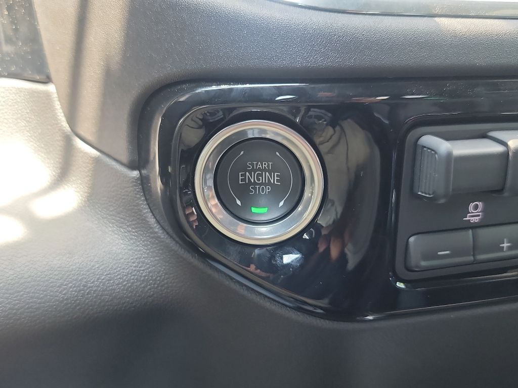 Vehicle image 29 of 31