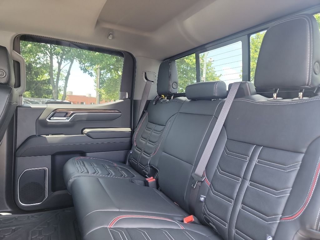 Vehicle image 12 of 31