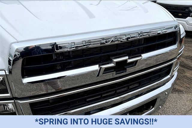 2024 Chevrolet Silverado MD Work Truck Image 9 of 10