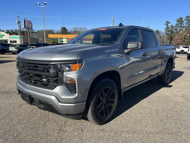 2024 Chevrolet Silverado 1500 Custom Image 1 of 12