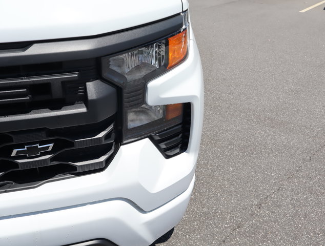 Vehicle image 7 of 26