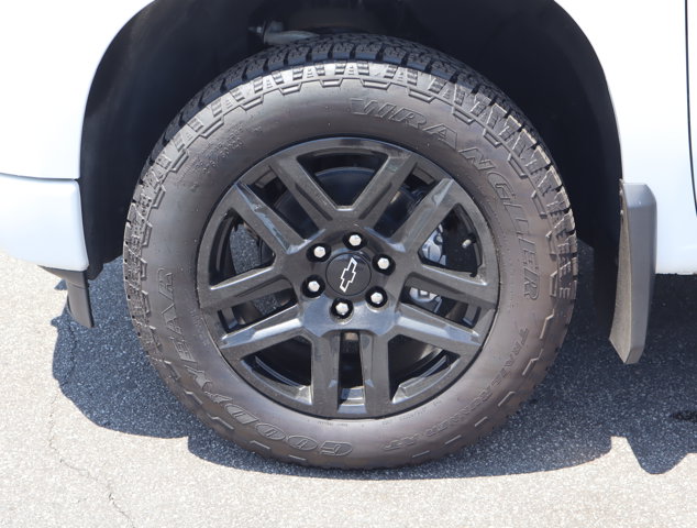 Vehicle image 8 of 26