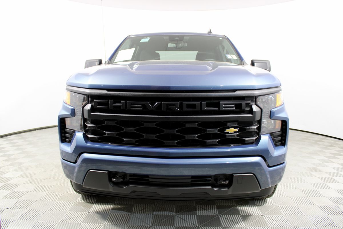 2024 Chevrolet Silverado 1500 Custom Image 5 of 38