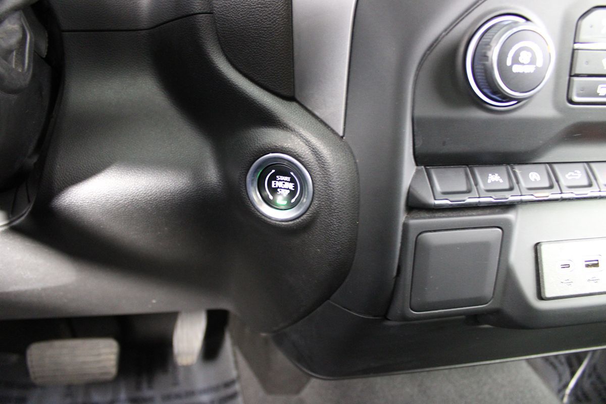 2024 Chevrolet Silverado 1500 Custom Image 36 of 38