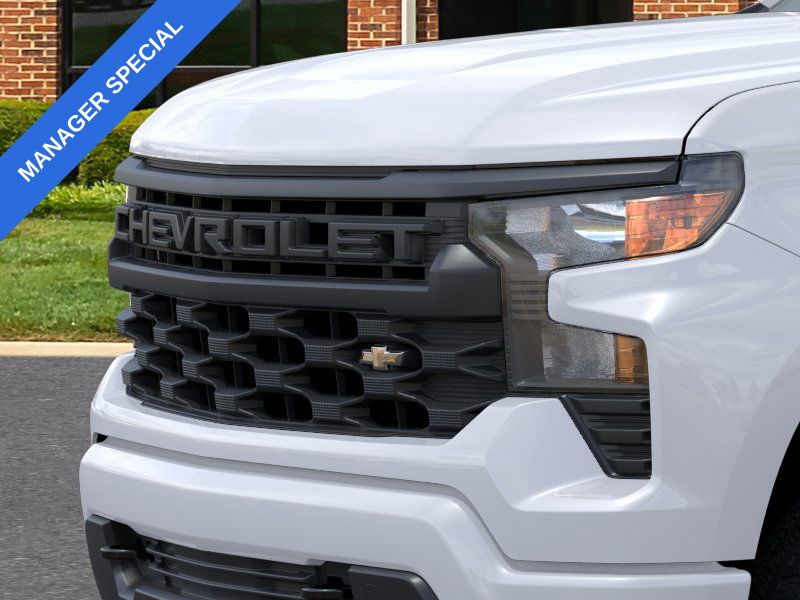 Vehicle image 13 of 24