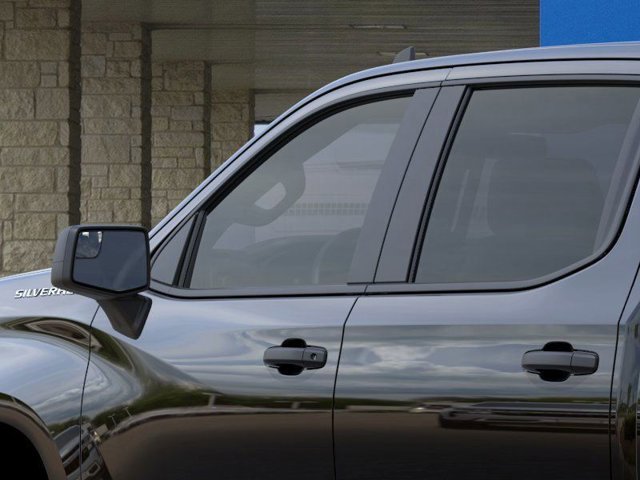 Vehicle image 12 of 24