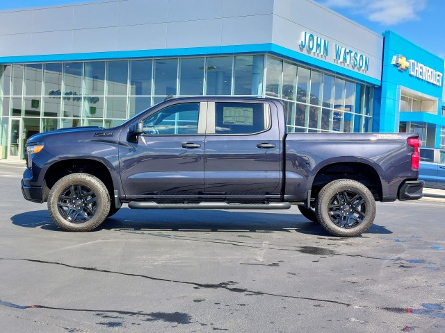 Vehicle image 11 of 24