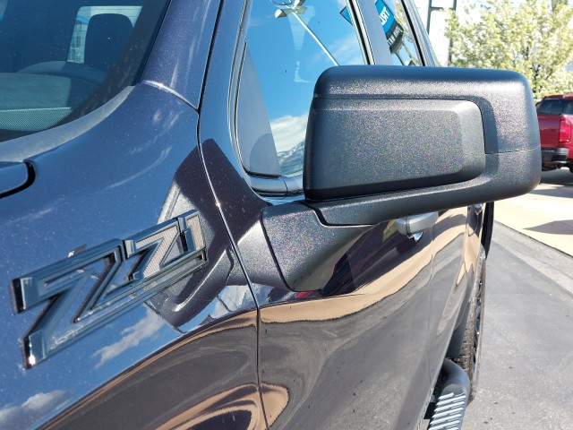 Vehicle image 12 of 24