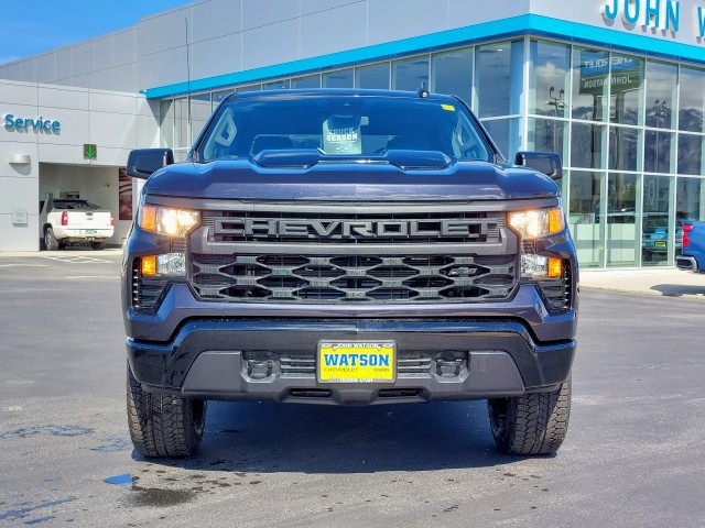 Vehicle image 3 of 24