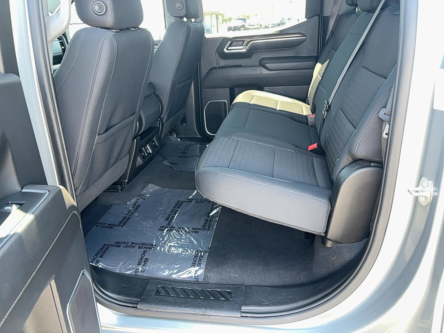 Vehicle image 13 of 15