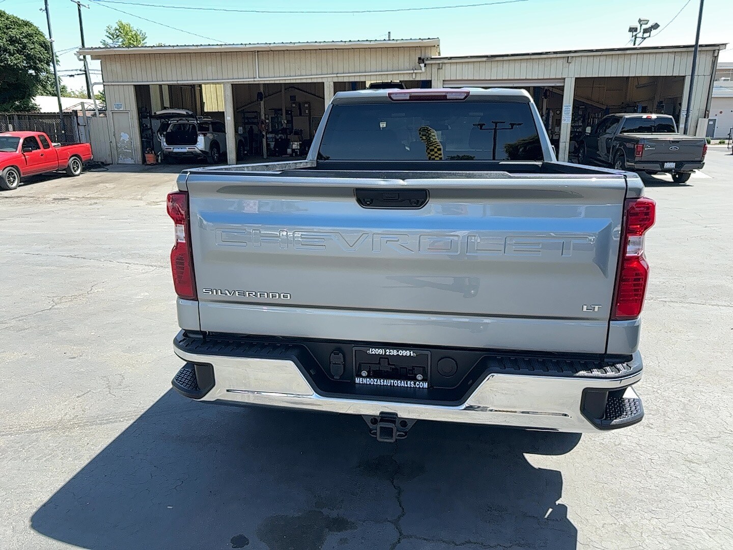 Vehicle image 7 of 15