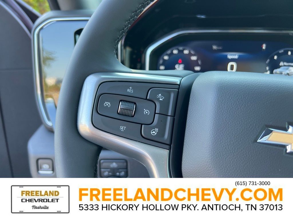 Vehicle image 12 of 23