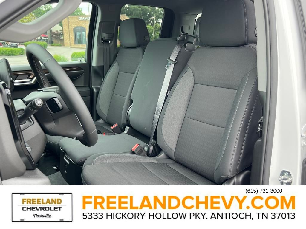 Vehicle image 20 of 23