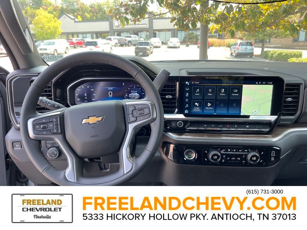 Vehicle image 16 of 24