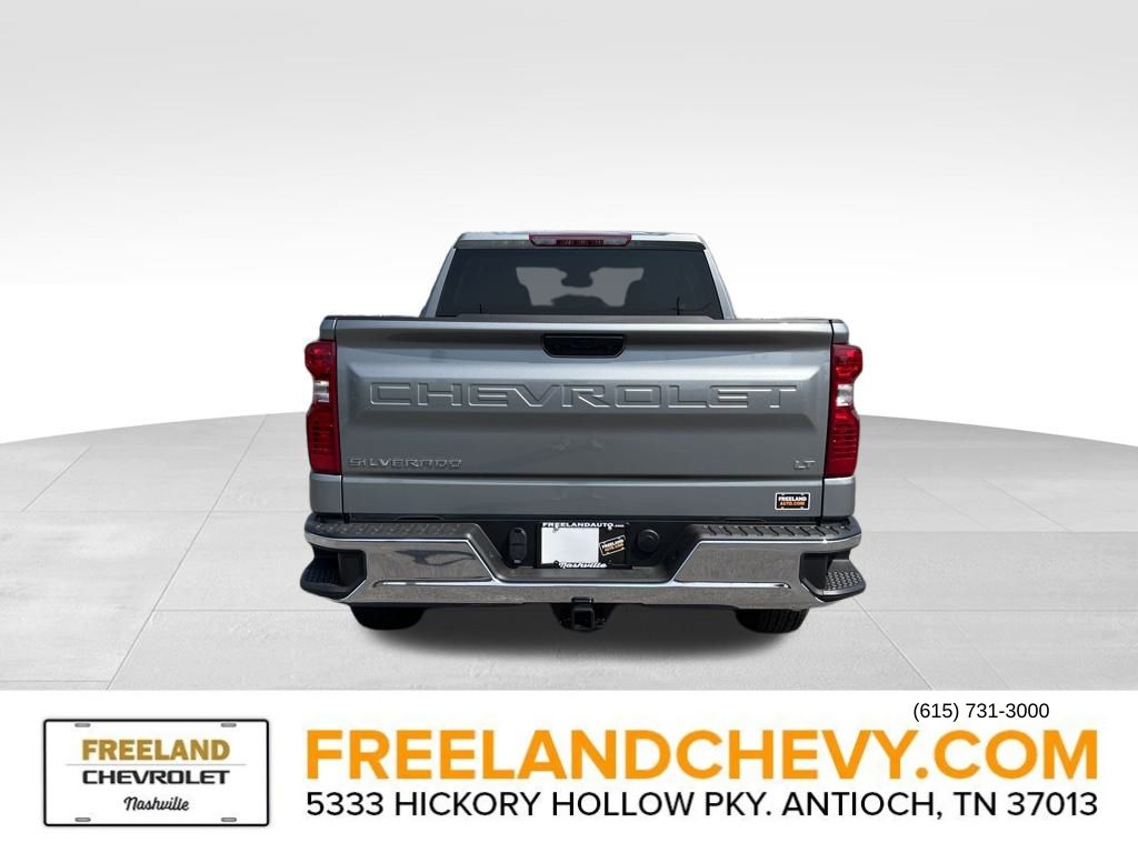Vehicle image 5 of 24
