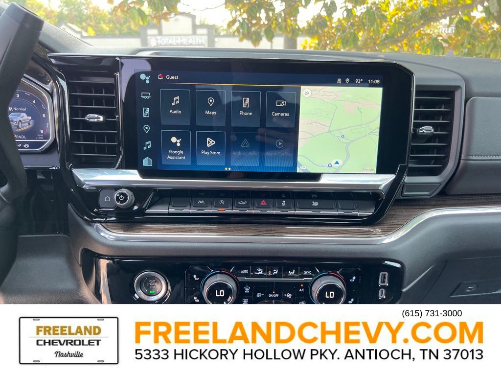 Vehicle image 19 of 24