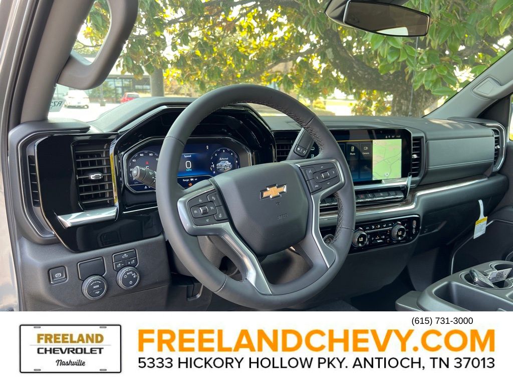 Vehicle image 23 of 24