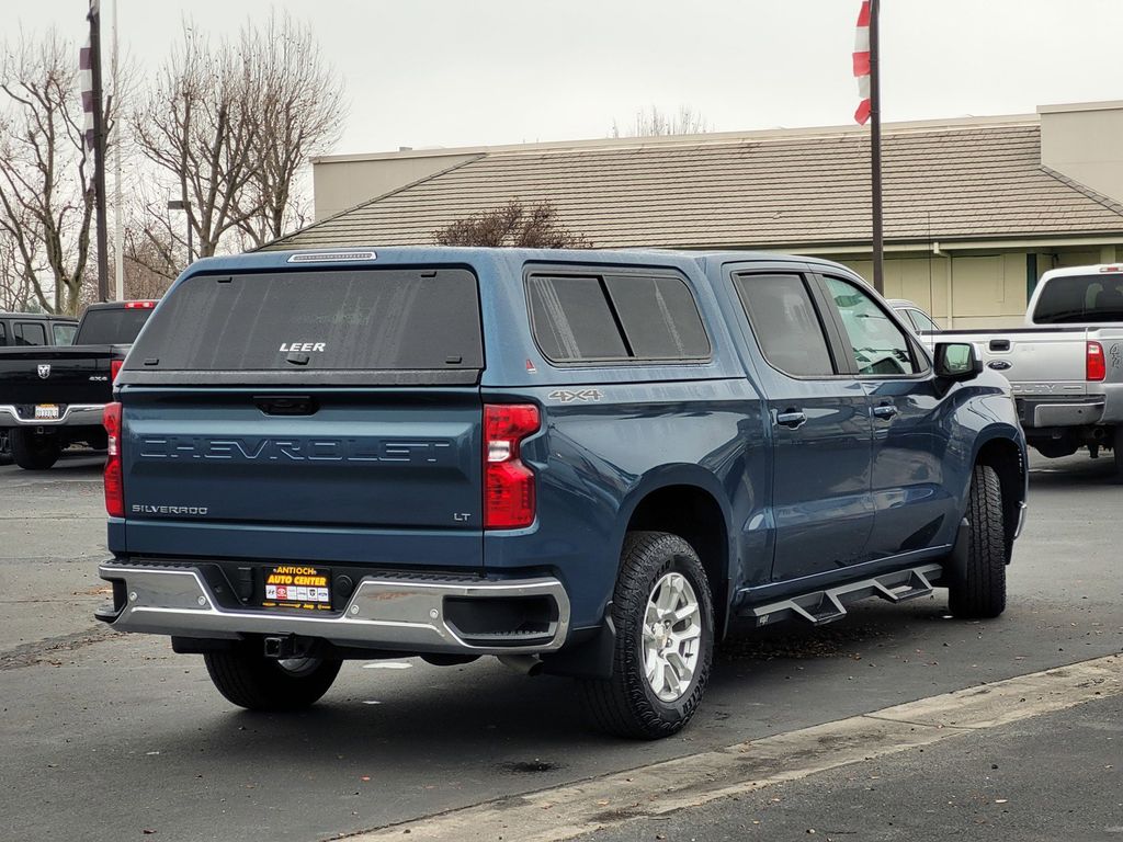 2024 Chevrolet Silverado 1500 LT Image 5 of 27