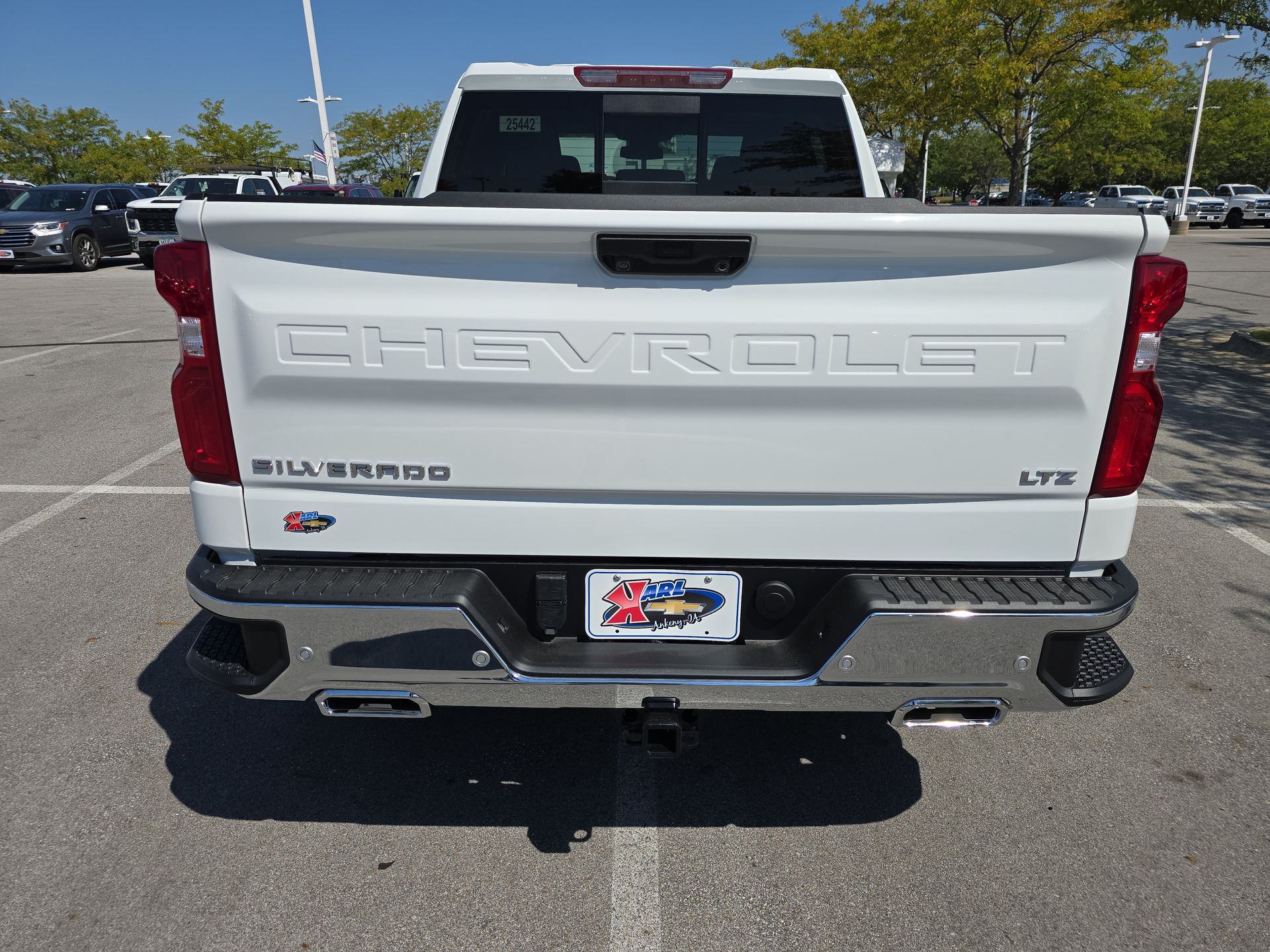 Vehicle image 57 of 59