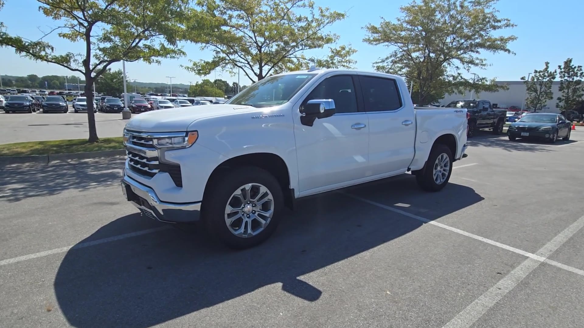 Vehicle image 28 of 59
