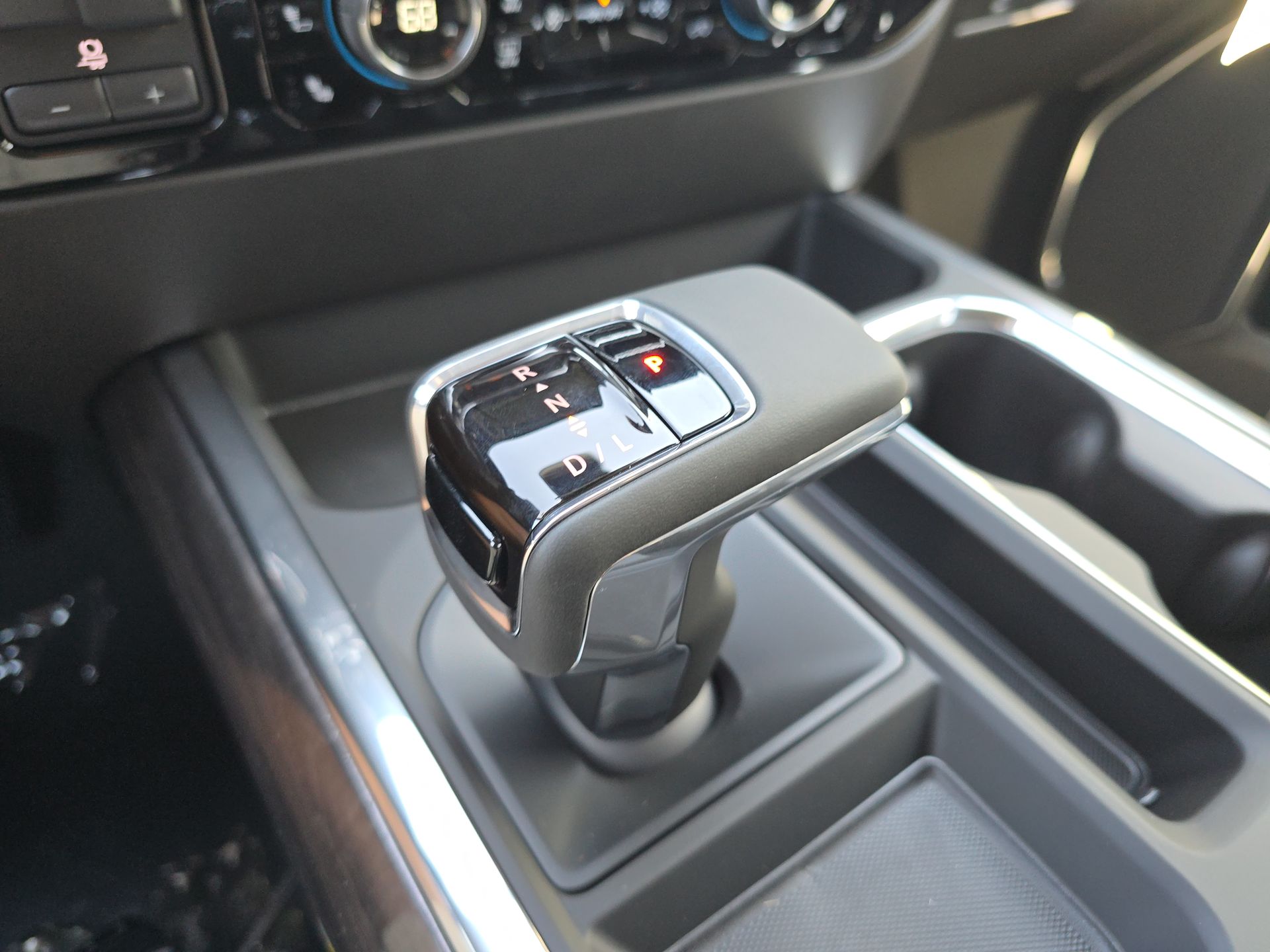 Vehicle image 41 of 59