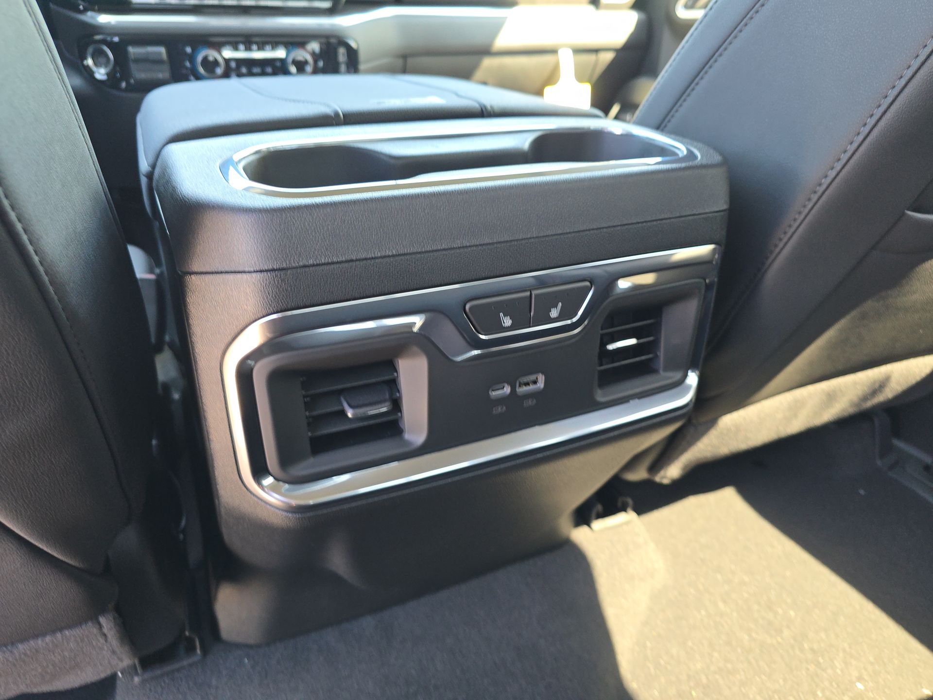 Vehicle image 46 of 59