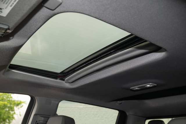 Vehicle image 19 of 39