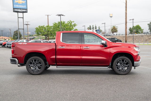 Vehicle image 4 of 39