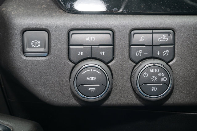 Vehicle image 27 of 39