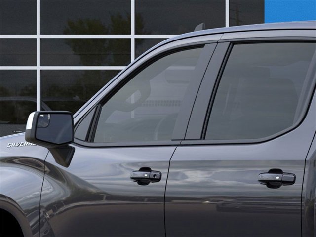 Vehicle image 16 of 48