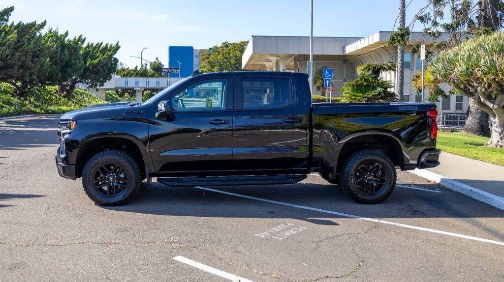 2024 Chevrolet Silverado 1500 LT Trail Boss Image 11 of 33