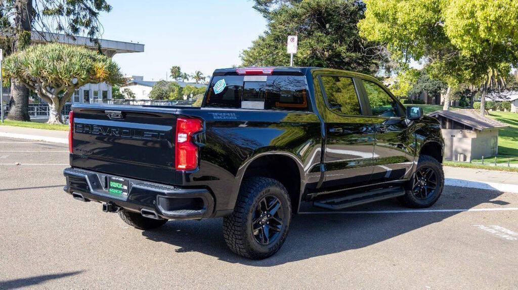 2024 Chevrolet Silverado 1500 LT Trail Boss Image 8 of 33