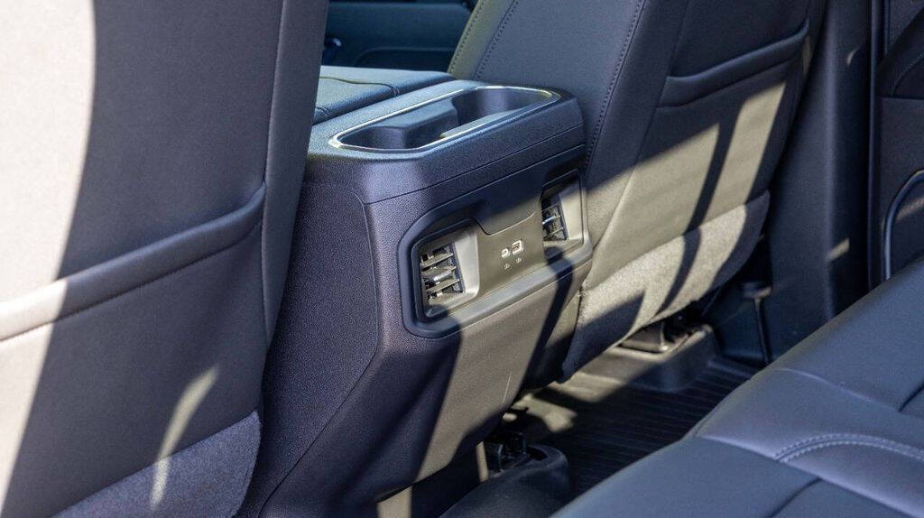 2024 Chevrolet Silverado 1500 LT Trail Boss Image 30 of 33