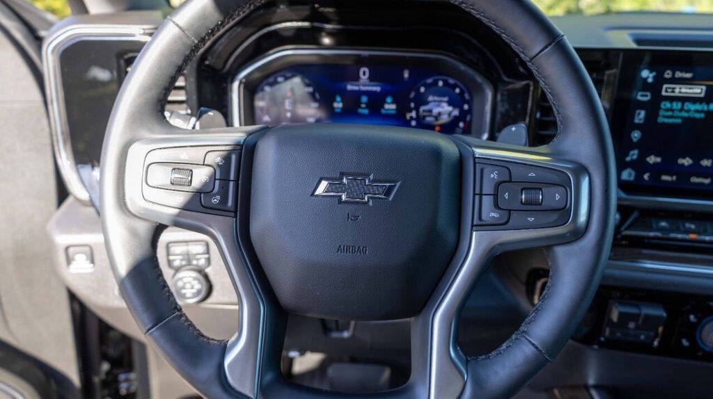 2024 Chevrolet Silverado 1500 LT Trail Boss Image 20 of 33