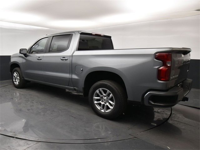 Vehicle image 21 of 52