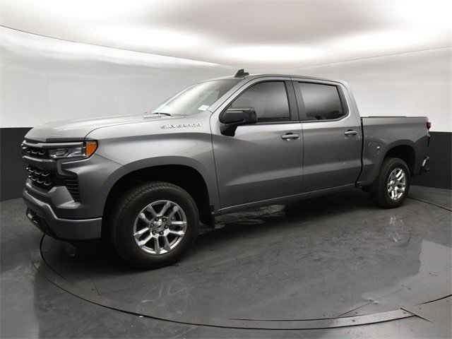 Vehicle image 4 of 52