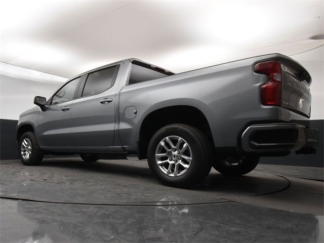 Vehicle image 19 of 52