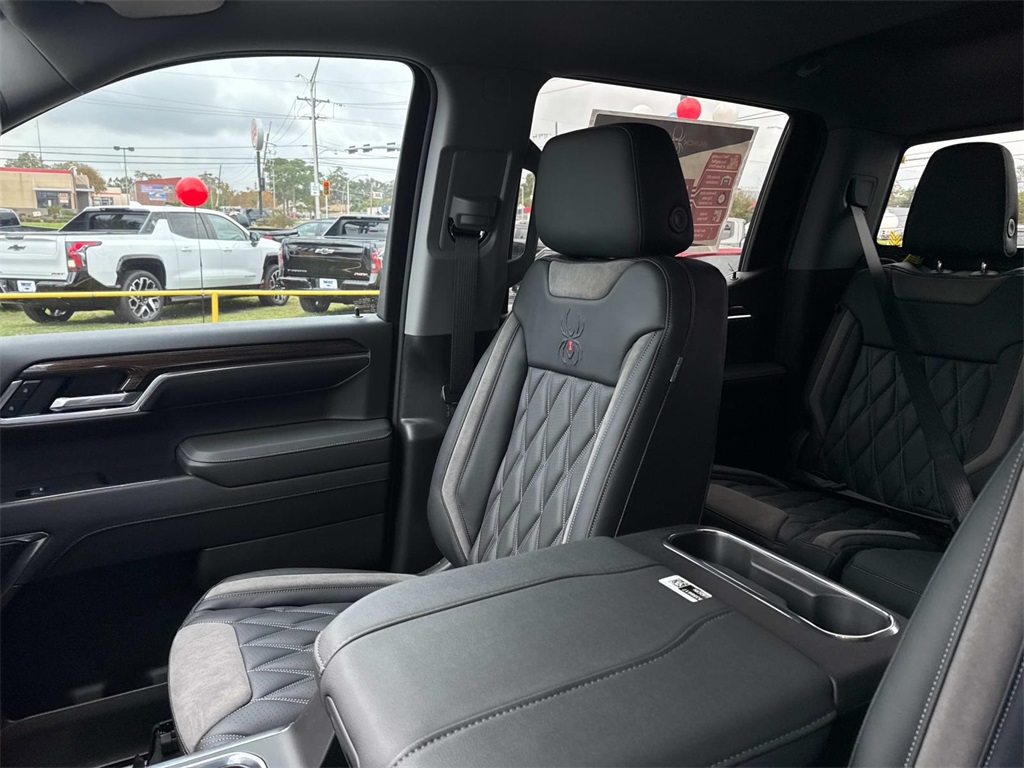 2024 Chevrolet Silverado 1500 RST Image 14 of 20