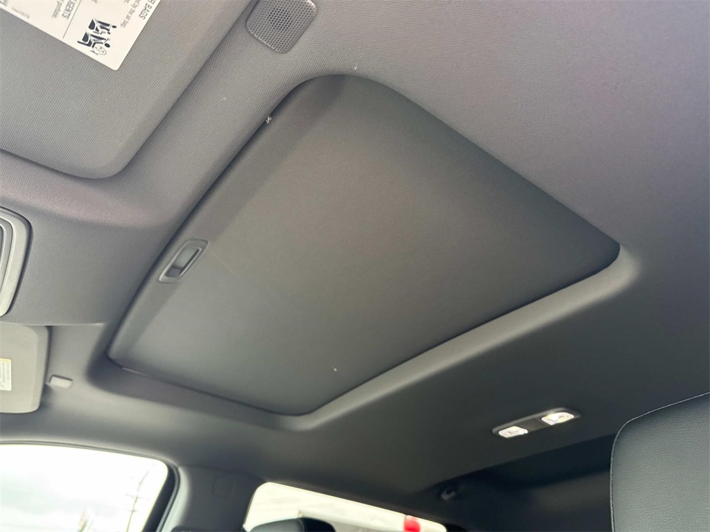 2024 Chevrolet Silverado 1500 RST Image 18 of 20