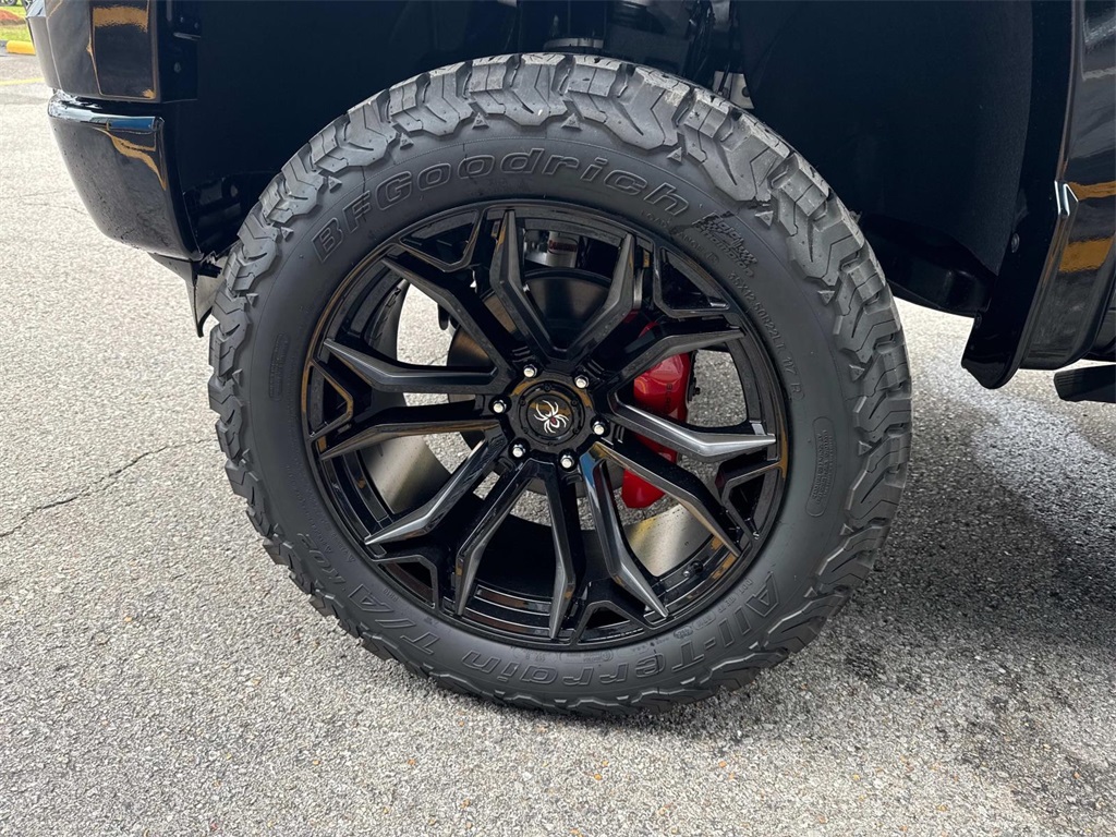 2024 Chevrolet Silverado 1500 RST Image 4 of 20