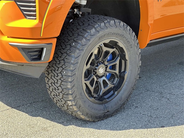 Vehicle image 6 of 33